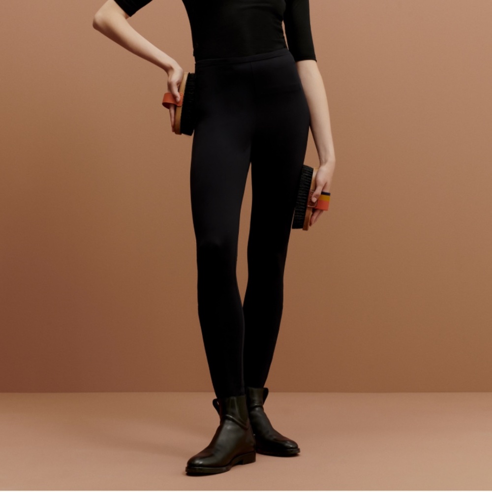 Hermes Fit Legging Black/Noir Size Medium NWT